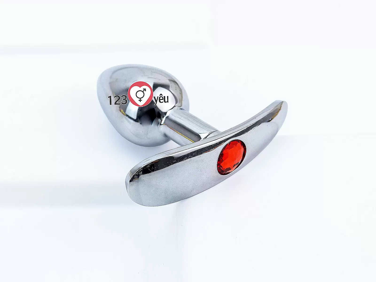 Dụng cụ kích thích hậu môn inox có tay cầm