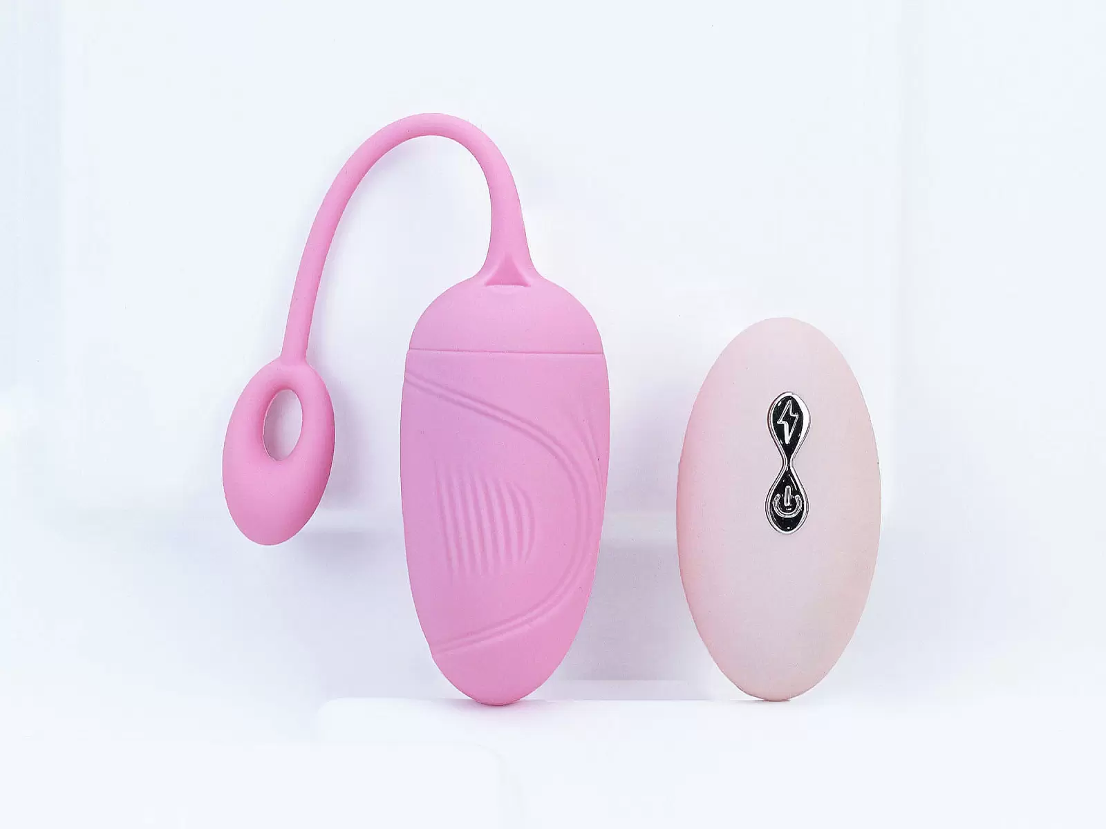 Trứng rung t&igrave;nh y&ecirc;u Small Fish k&egrave;m điều khiển