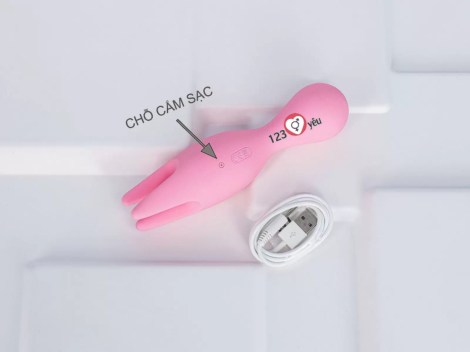 Máy mát xa ngón tay rung điểm G Svakom Nymph tiêu chuẩn châu âu