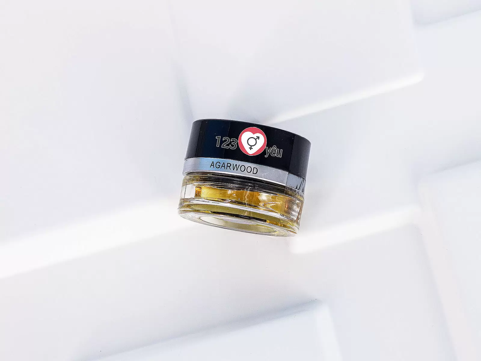 Nước hoa xe hơi Maybach Agarwood đẳng cấp mùi hương cho nội thất xe sang