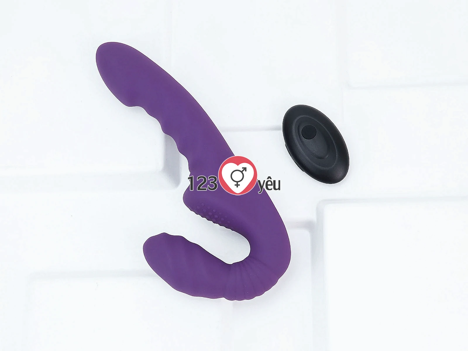 Dương vật kết hợp kích hậu Yunman có điều khiển từ xa sử dụng pin sạc