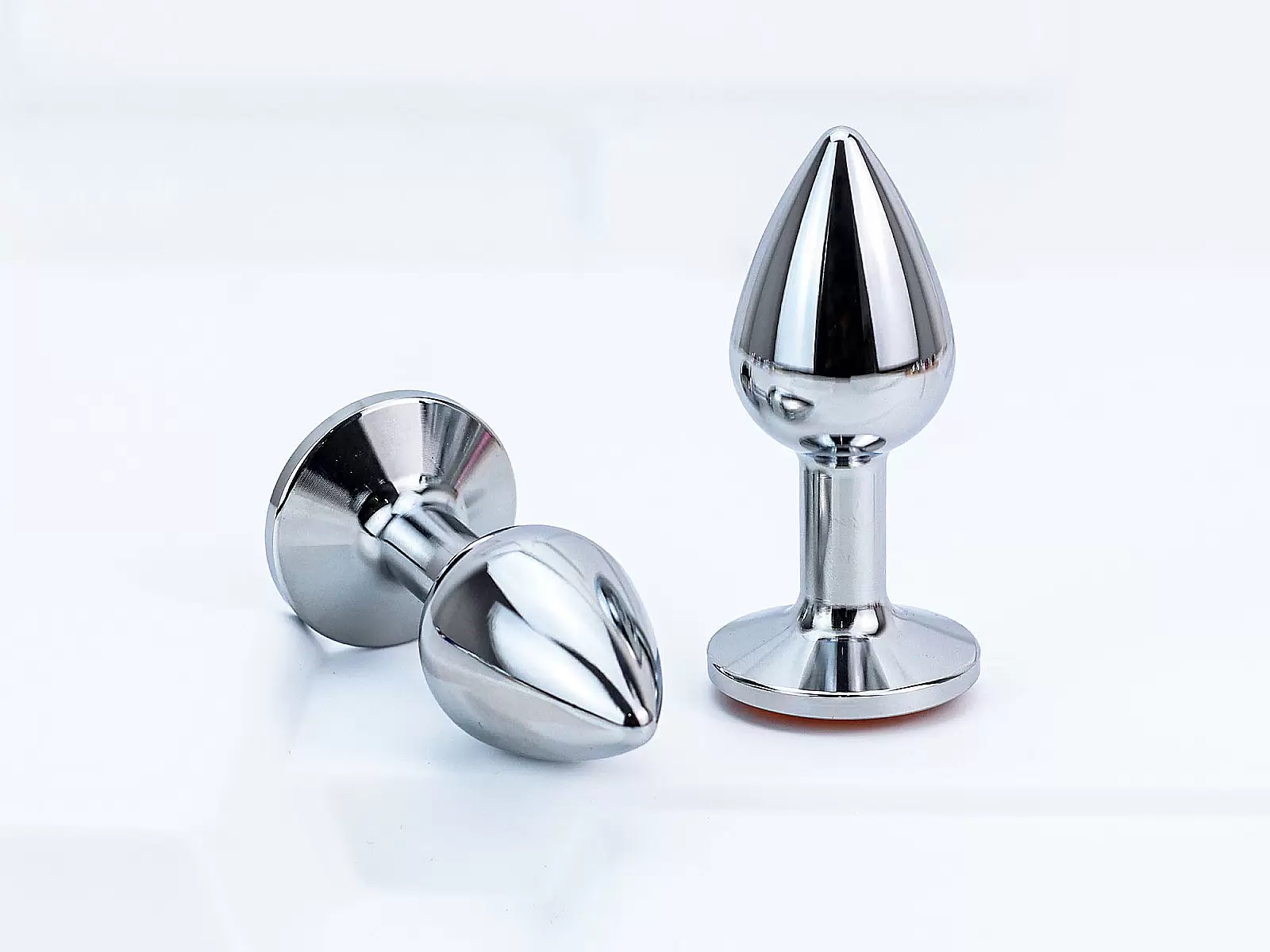 Đồ chơi kích hậu Inox size 2.55cm đế pha lê nhiều màu sắc