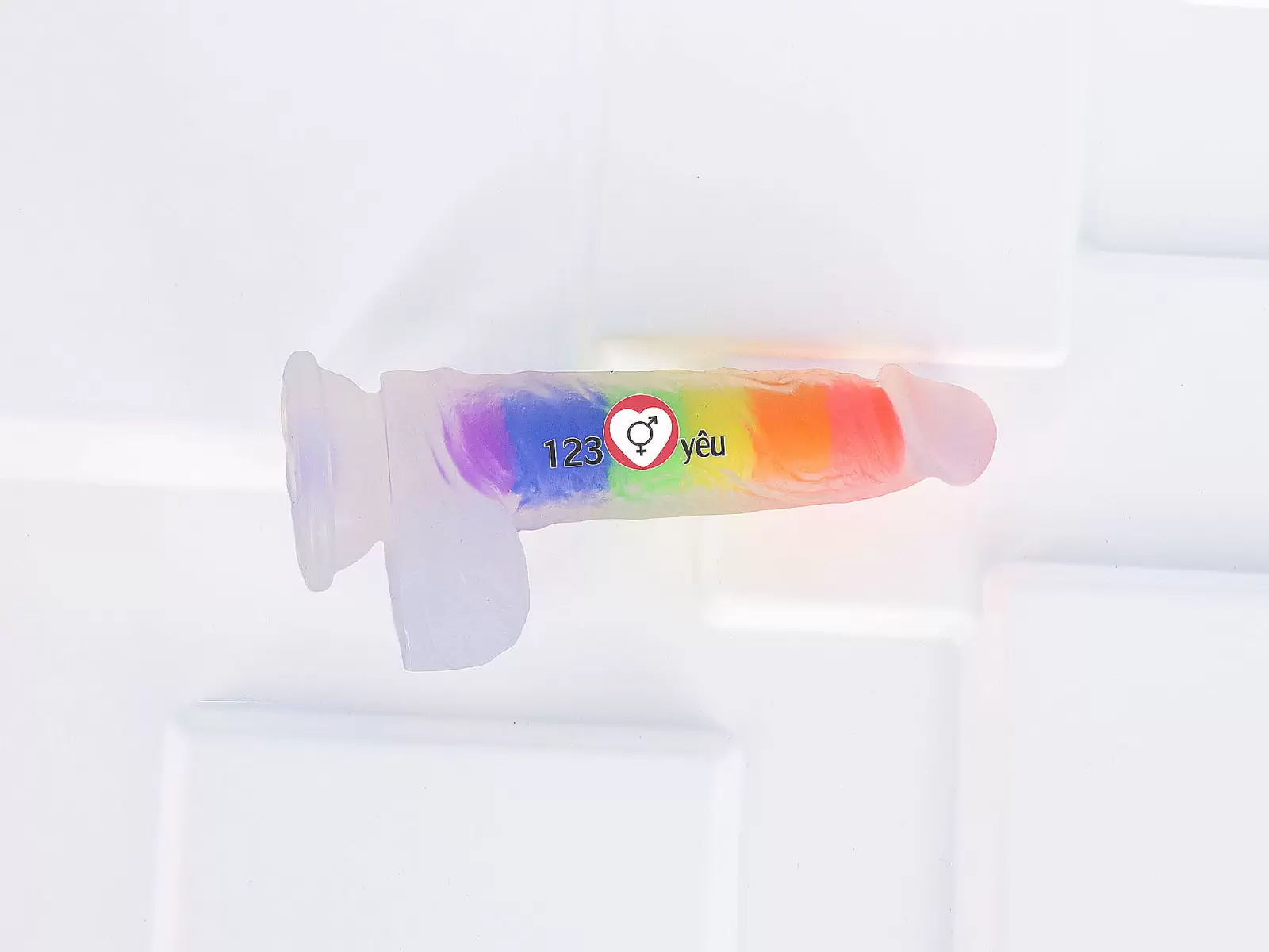 Dương vật giả có đế Jelly Dildo trong suốt 7 sắc màu cầu vồng