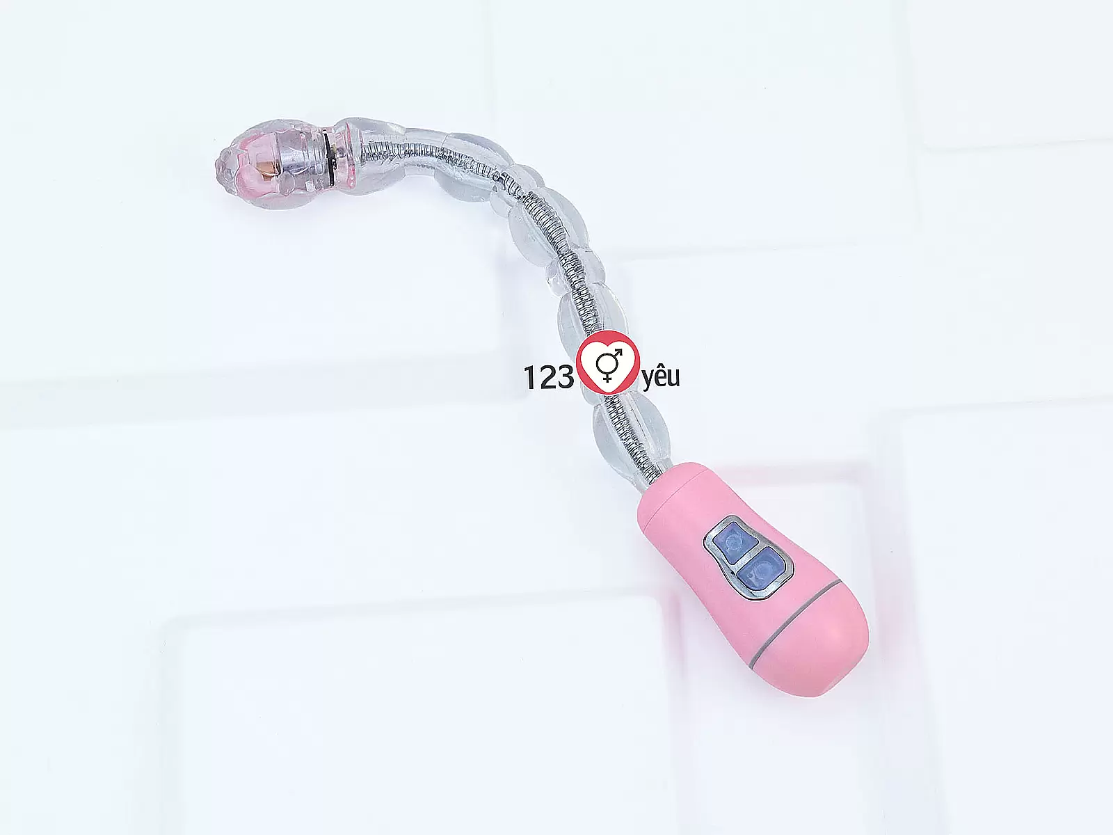 Dụng cụ kích thích hậu môn uốn cong Distortion