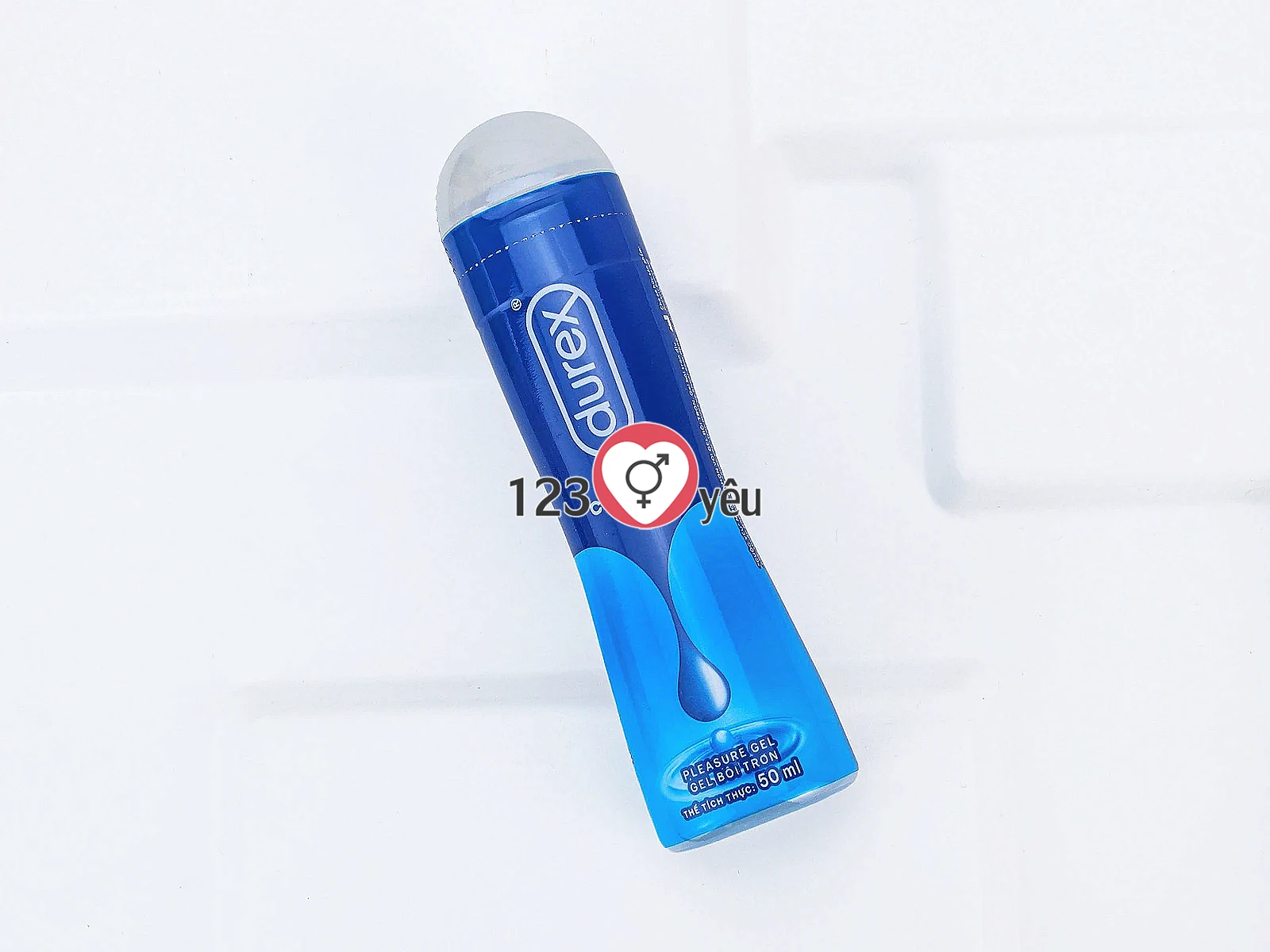 Gel bôi trơn gốc nước Durex Play Classic hỗ trợ tăng cảm giác thoải mái