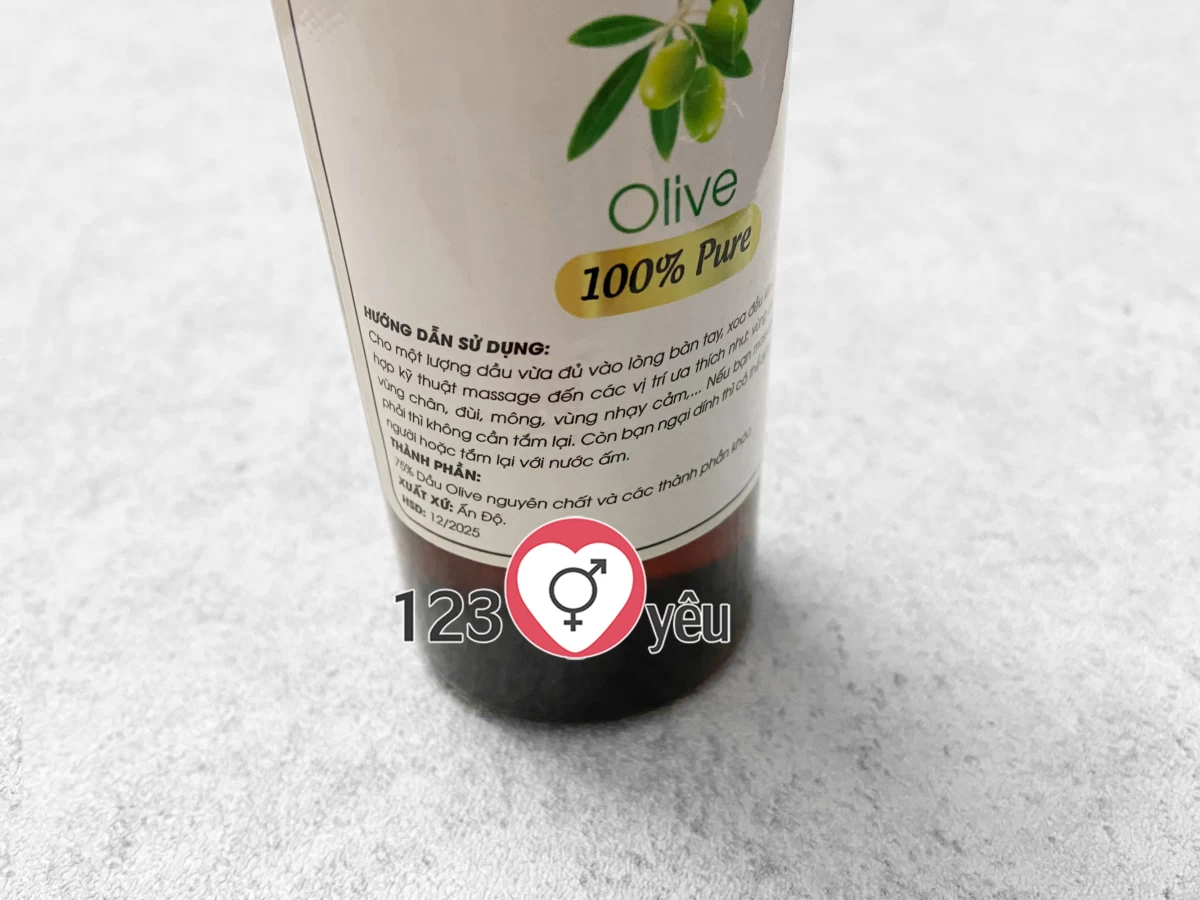 Dầu Massage Yoni-Body Olive không mùi 250ml