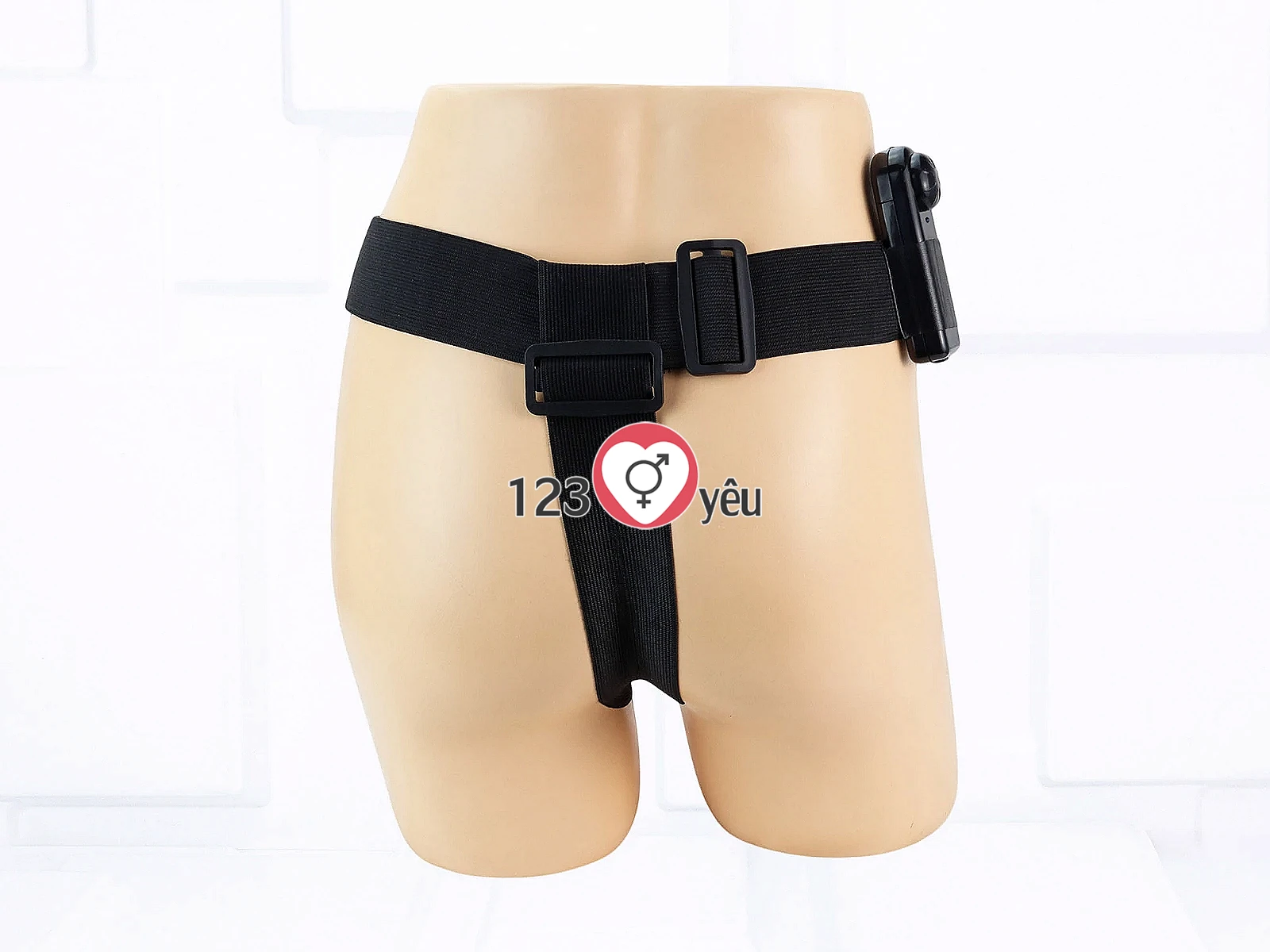 Dương vật giả có dây đeo 2 đầu Ultra Doube Head có rung