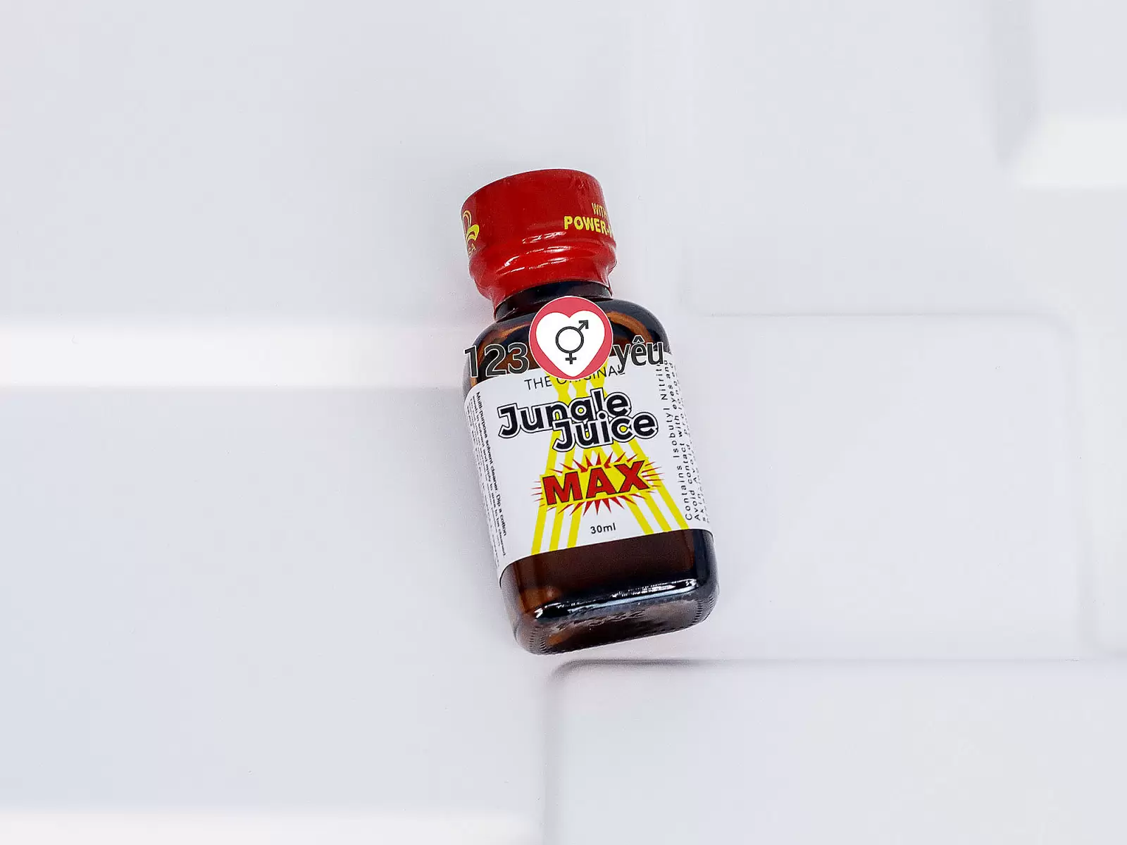 Chai hít Jungle Juice Max 30ml bí quyết tăng cường phấn khích và khoái cảm