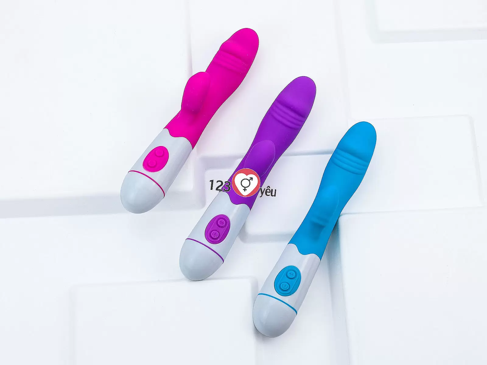 Dương vật giả đa năng nhỏ gọn Snappy giá rẻ