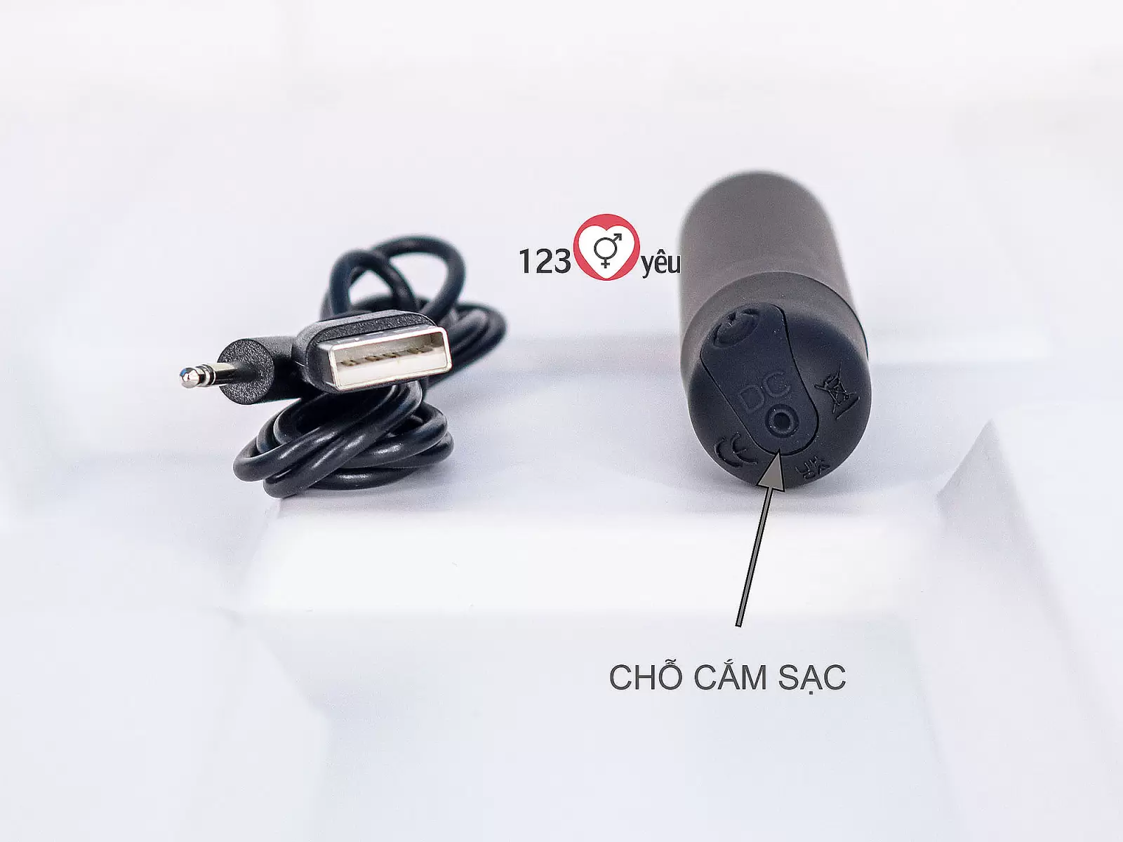 Quần lót trứng rung tình yêu điều khiển từ xa pin sạc độc lạ