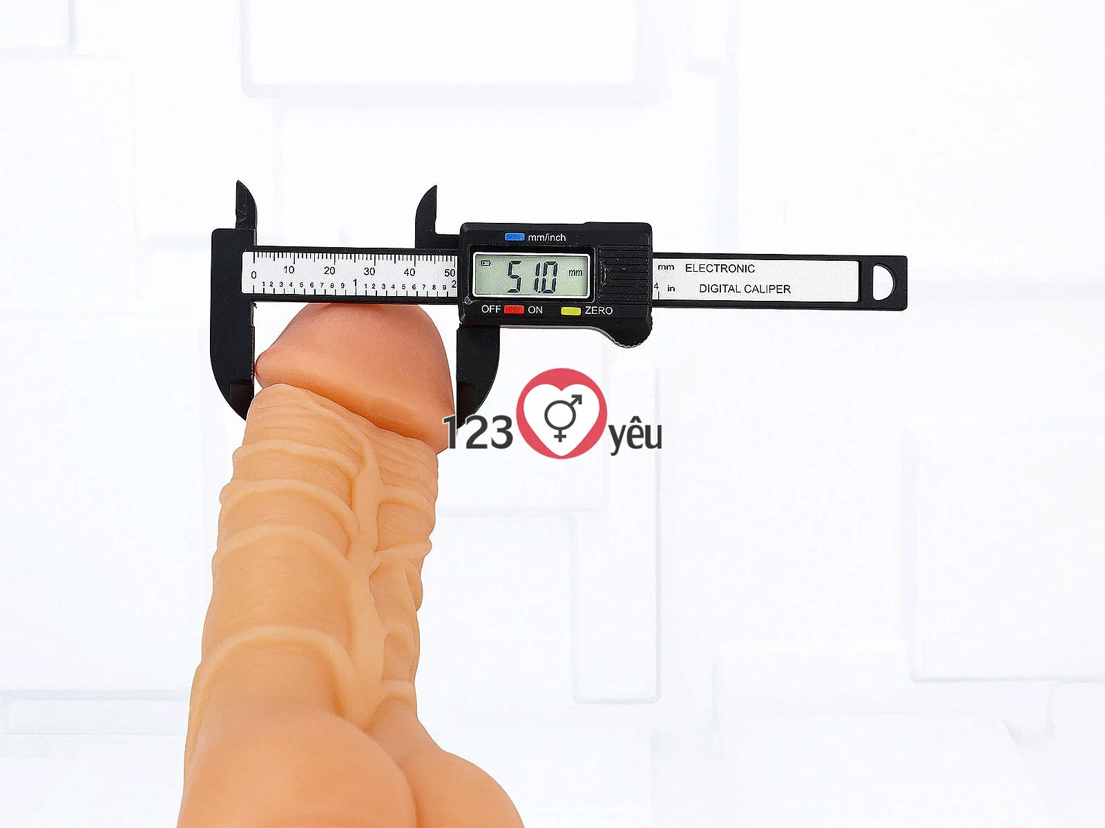 Dương vật giả đôn dên Bang thiết kế gân nổi độc đáo, tăng thêm cảm giác mới lạ