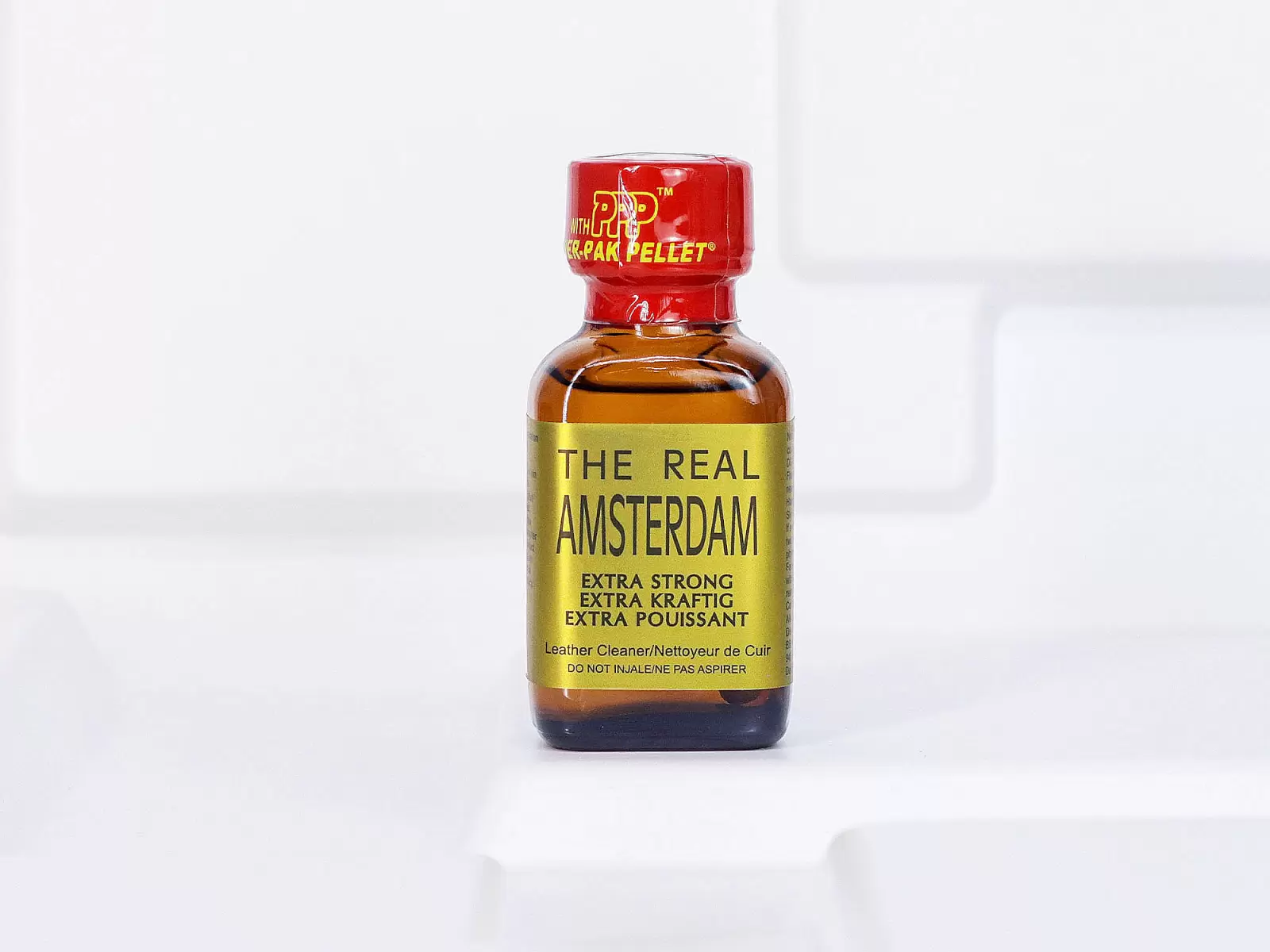 Chai h&iacute;t The Real Amsterdam 30ml tăng cảm gi&aacute;c kho&aacute;i cảm