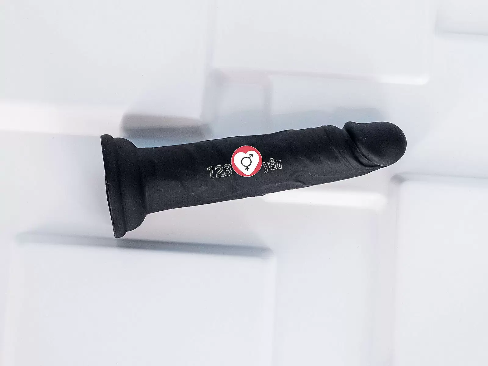 Dương vật giả có đế Dildo đen