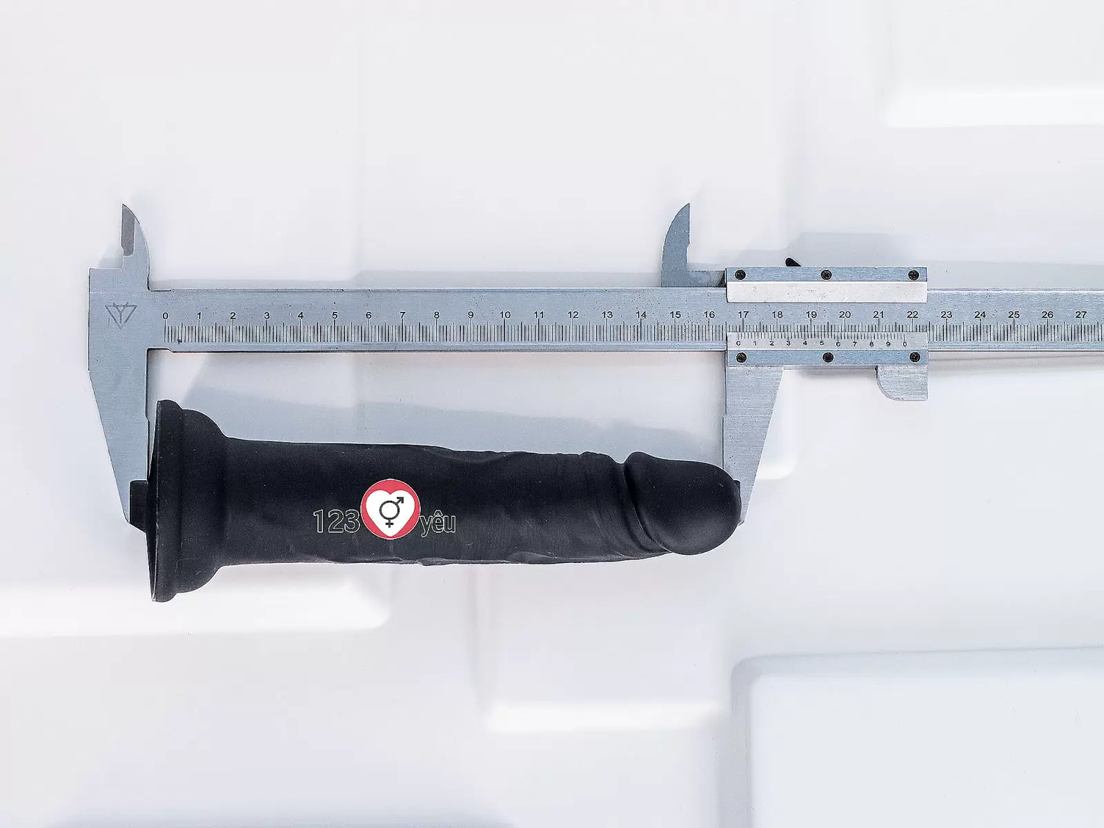 Dương vật giả có đế Dildo đen