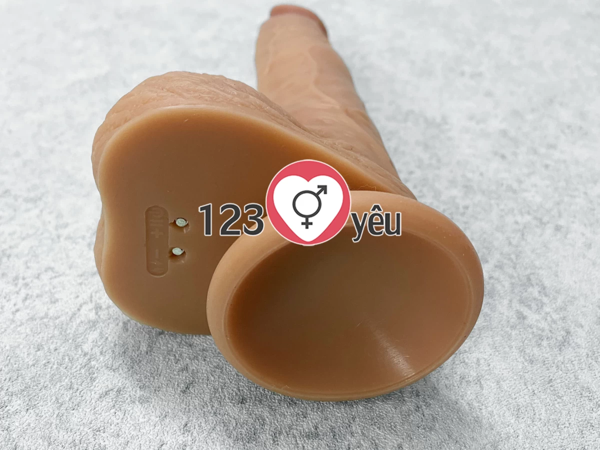 Dương vật giả có đế Real Dildo rung, thụt, phát nhiệt điều khiển từ xa