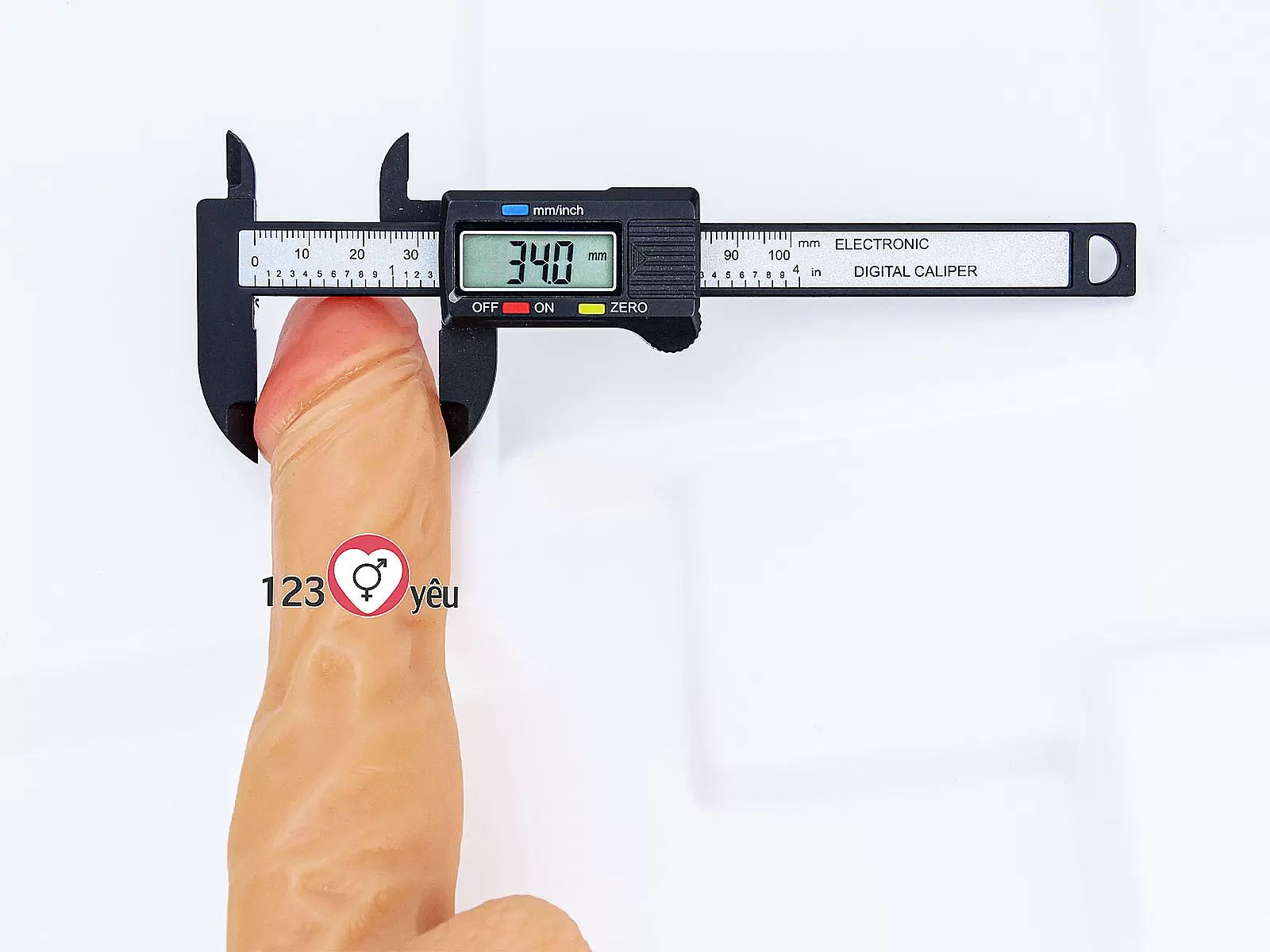 Dương vật gân có đế không rung