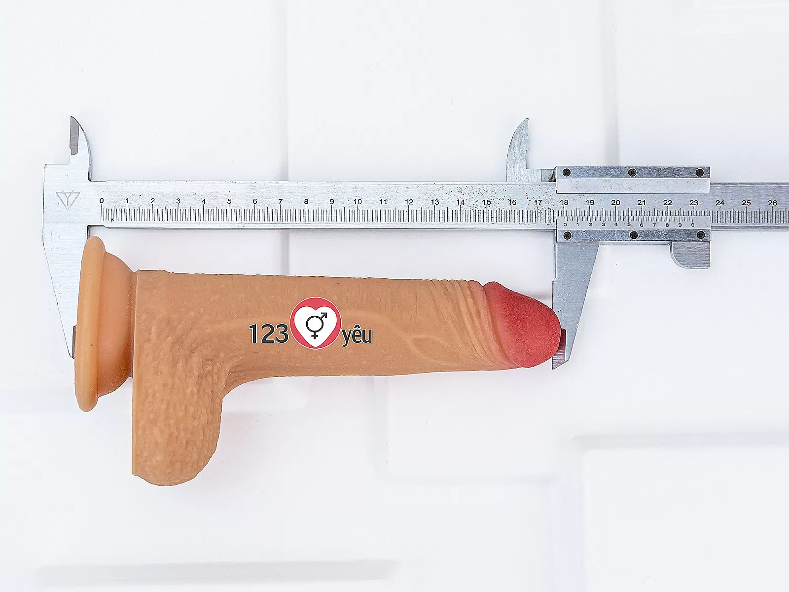 Dương vật giả có đế Lovetoy 7 inch da nâu siêu mềm