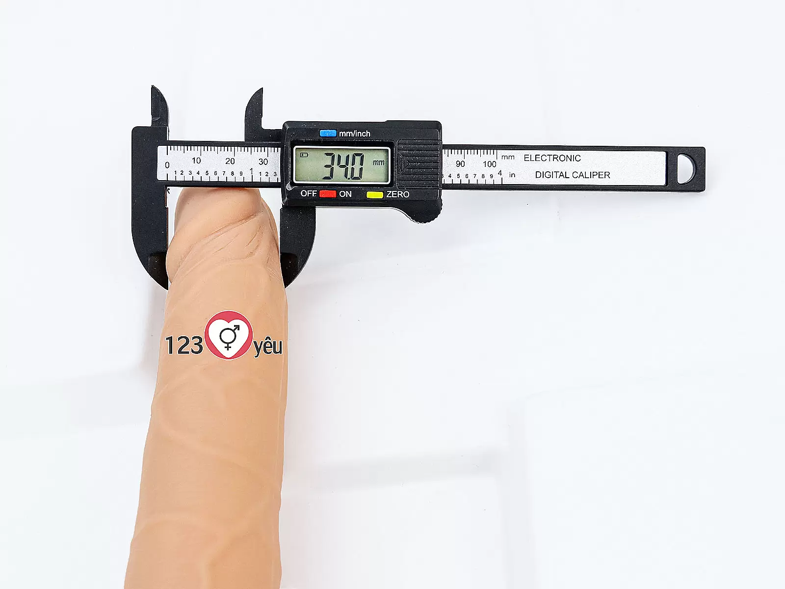 Dương vật giả silicon rung ngoáy giống thật giá rẻ