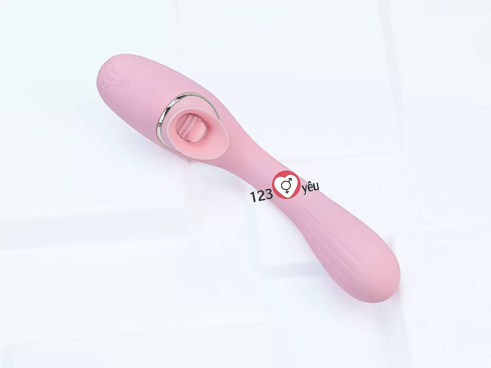 Lưỡi liếm rung 2 đầu pin sạc nhỏ gọn