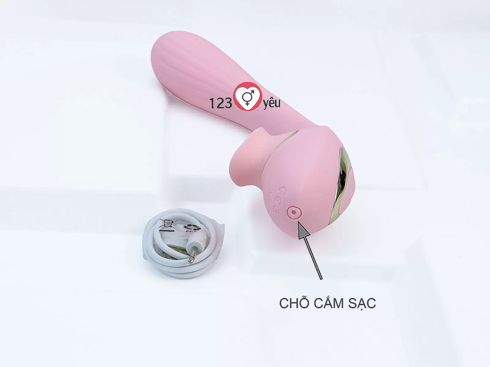 Lưỡi liếm rung 2 đầu pin sạc nhỏ gọn