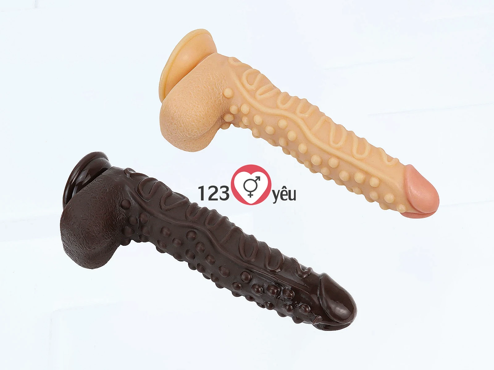 Dương vật giả có đế gân guốc siêu khủng