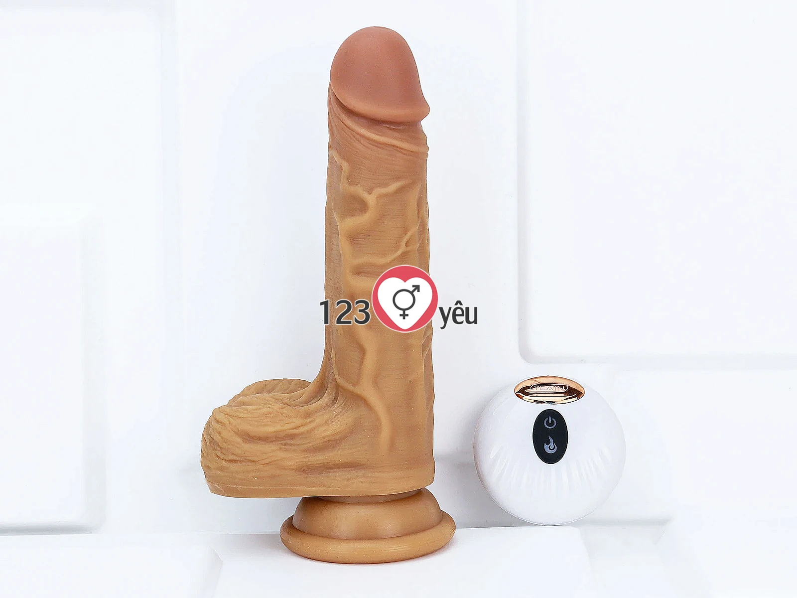 Dương vật giả có đế Devil Yeain rung ngoáy cực mạnh