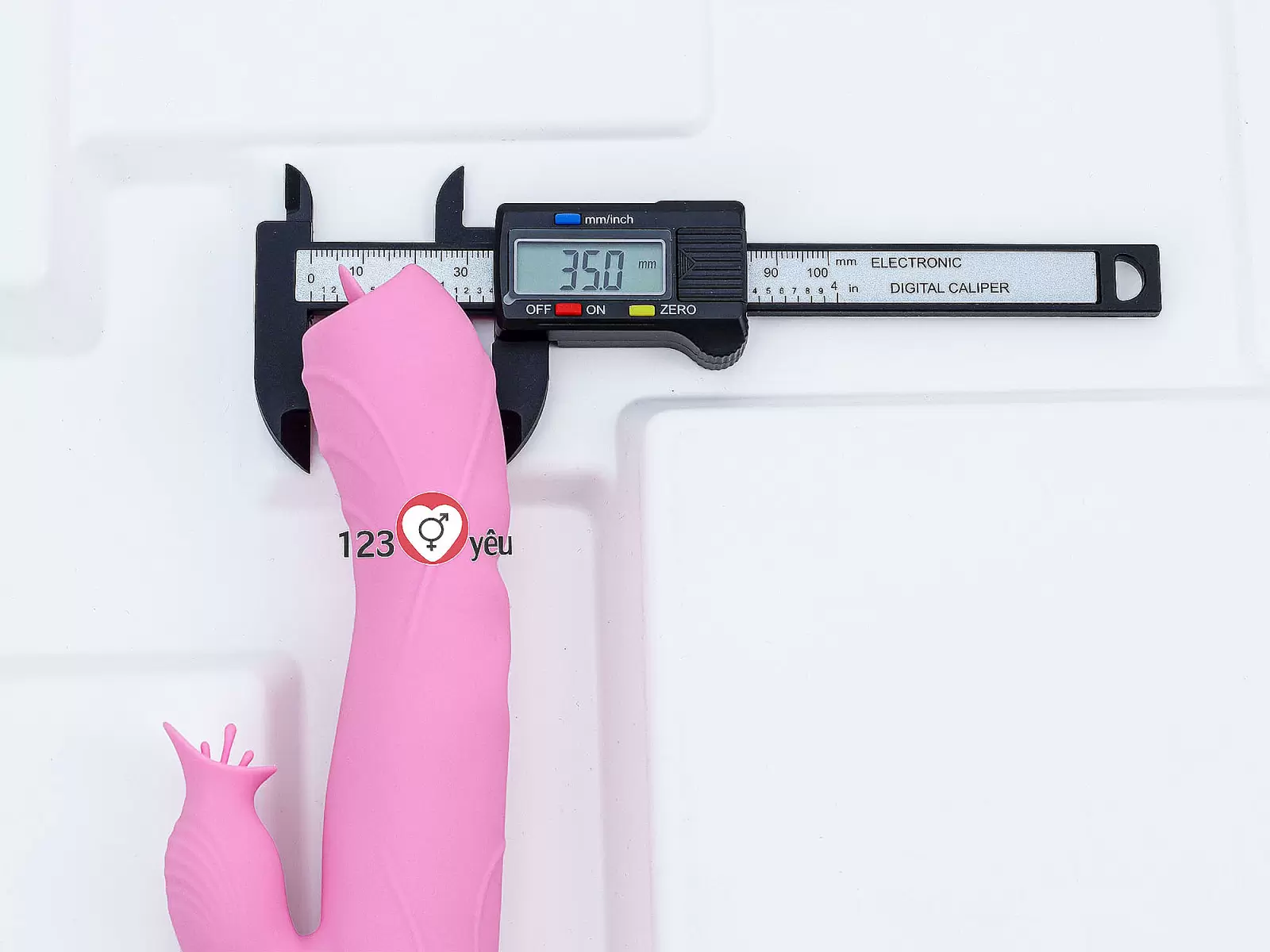 Máy massage tình yêu Joker rung, thụt, lưỡi liếm phát nhiệt