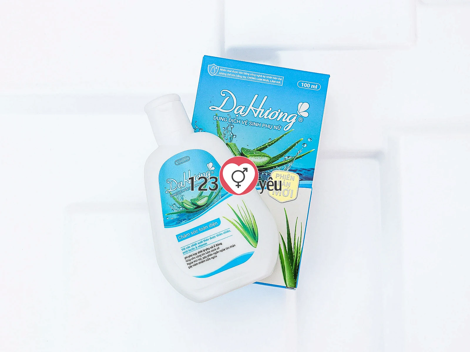 Sạch dịu nhẹ, thơm mát tự nhiên cùng dung dịch Dạ Hương