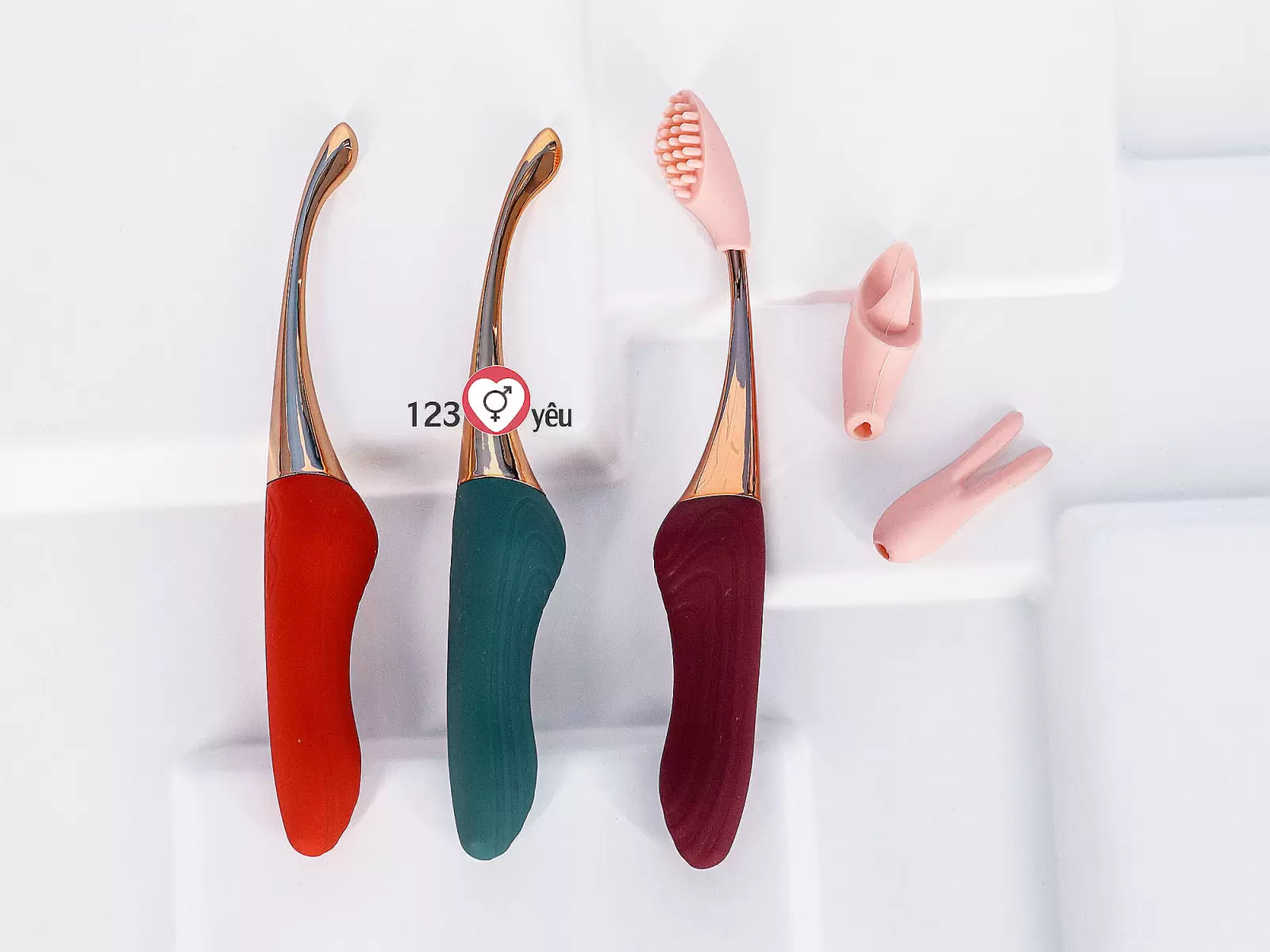 Máy mát xa điểm G 3 đầu pin sạc nhỏ gọn
