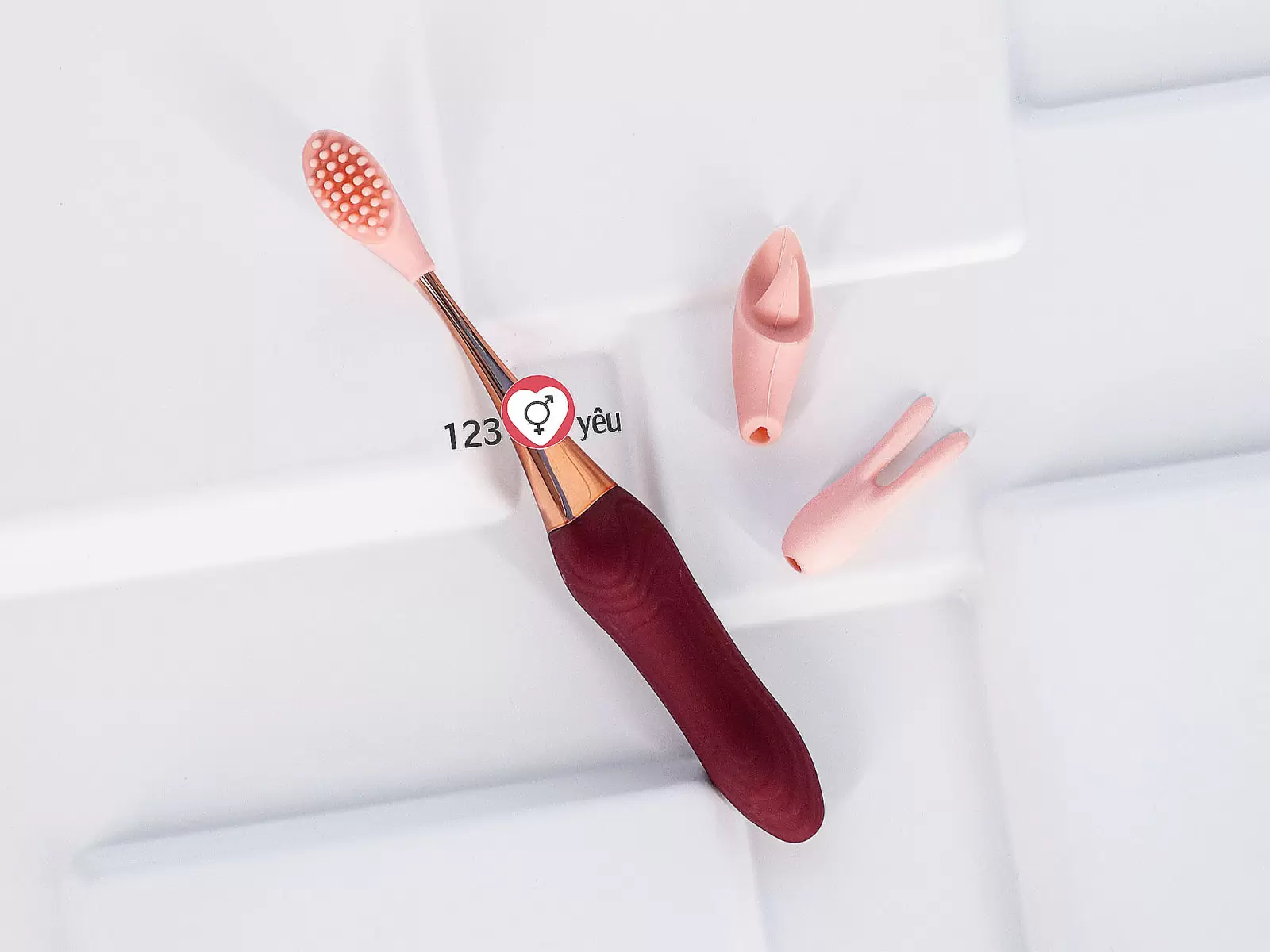 Máy mát xa điểm G 3 đầu pin sạc nhỏ gọn