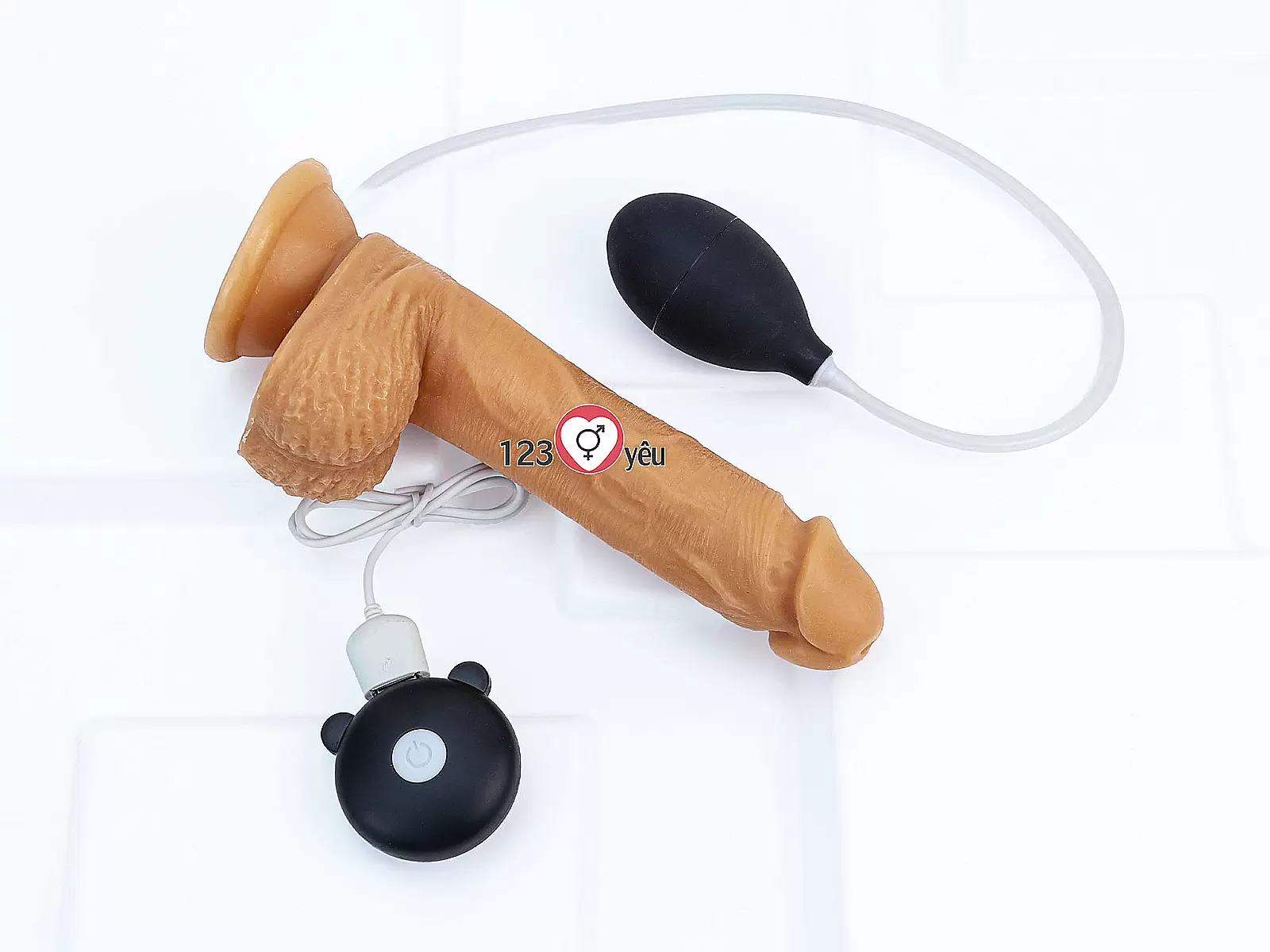 Dương vật giả có đế silicon Dildo rung xuất tinh