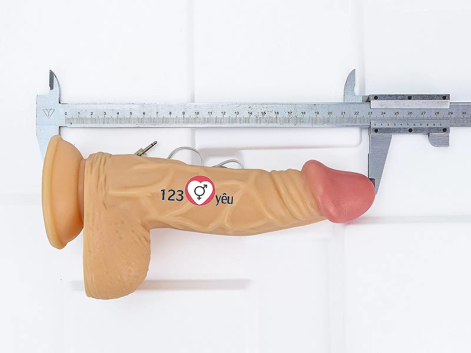Dương vật giả cao cấp có đế Lovetoy 9inch hàng khủng rung mạnh