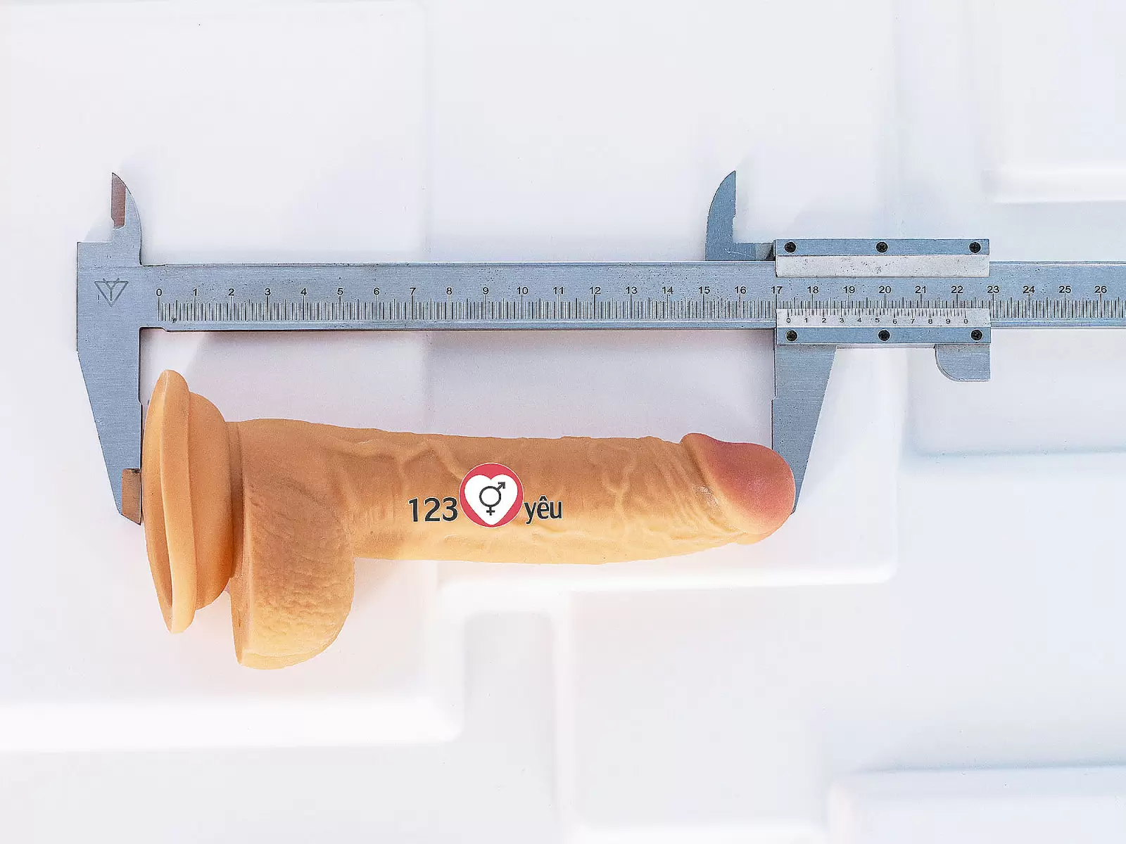 Dương vật giả có đế YEAIN Enduro Blaster 7 inch