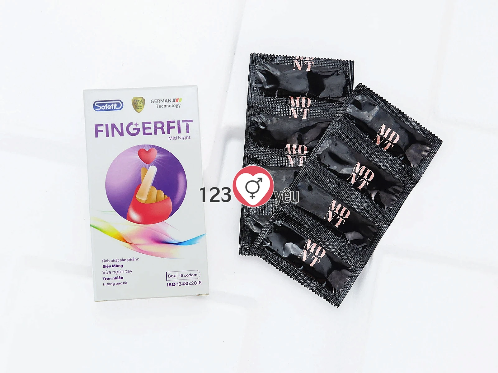 Bao cao su ngón tay Safefit Fingerfit Mid Night siêu mỏng, nhiều gel bôi trơn và hương bạc hà