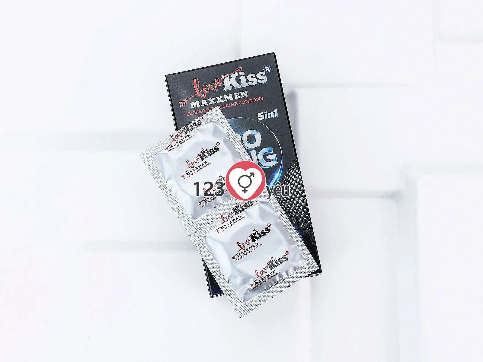 Bao cao su Love Kiss Maxxmen Pro Long 5in1 chấm nổi kích thích, hương dâu, hỗ trợ kéo dài thời gian