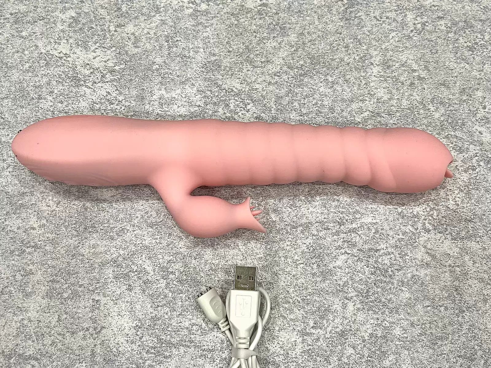 Thanh lý - Dương vật giả silicon Sweet Vibrator rung, không thụt, kêu to