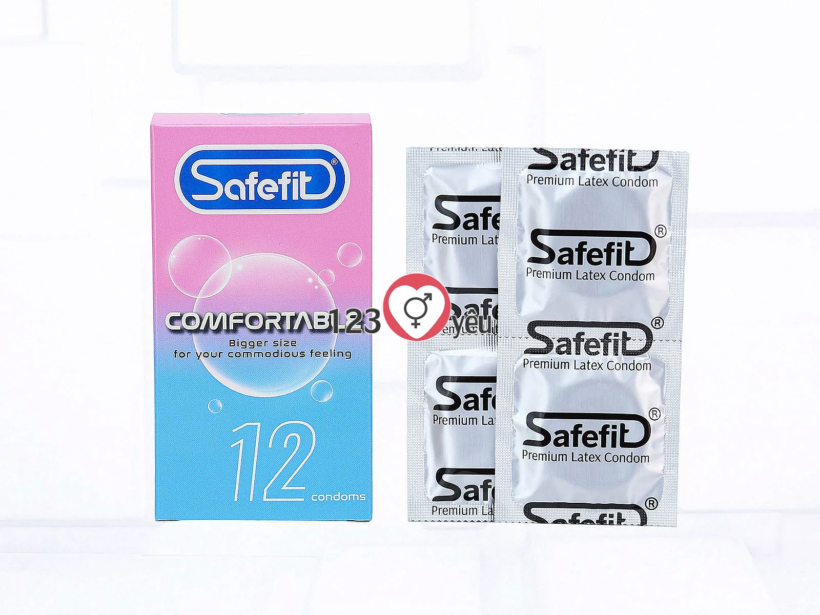 Bao cao su Safefit Comfortable mỏng và nhiều gel giúp truyền nhiệt tốt, mang lại cảm giác chân thật
