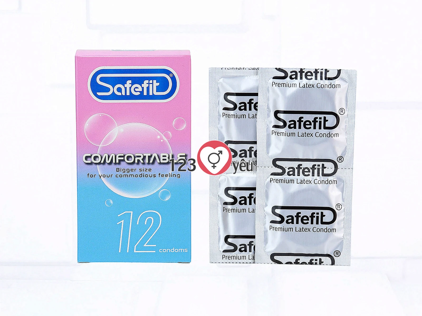 Bao cao su Safefit Comfortable mỏng và nhiều gel giúp truyền nhiệt tốt, mang lại cảm giác chân thật