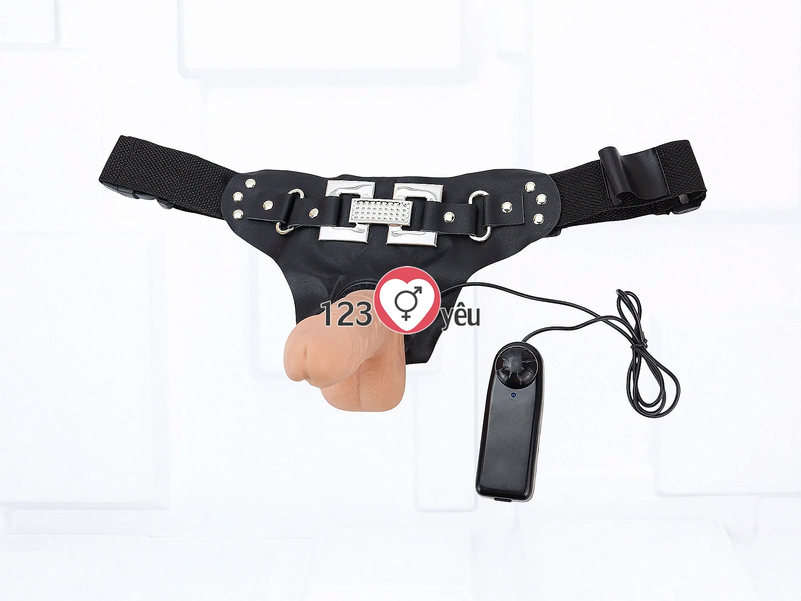 Dương vật giả có dây đeo Ultra Passionate có rung cho LES