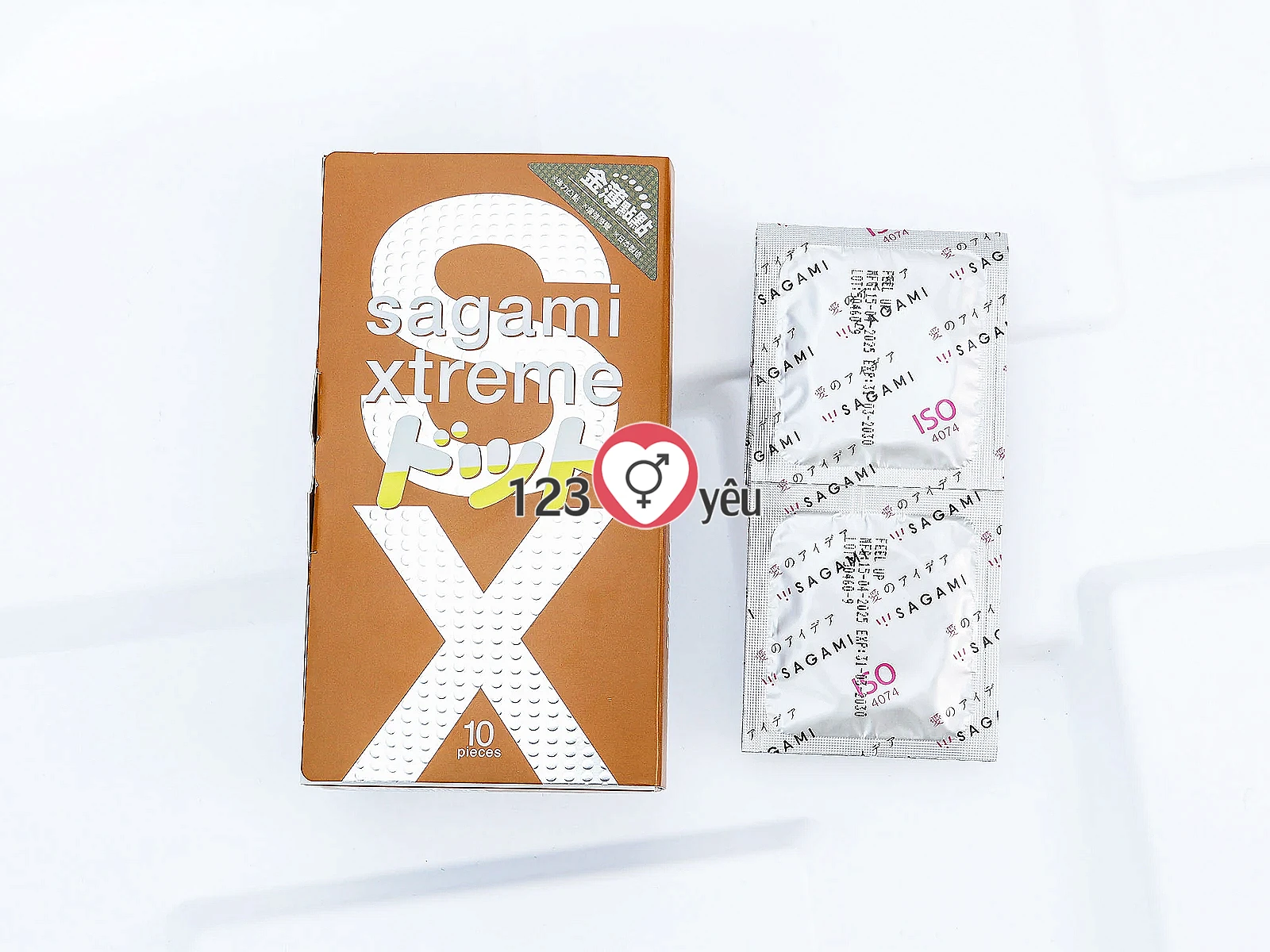 Bao cao su có gai Sagami Xtreme Feel Up 10 bao