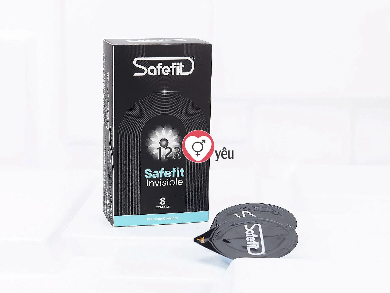 Bao cao su Safefit Invisible mỏng nhẹ, ôm khít và mang lại cảm giác tự nhiên