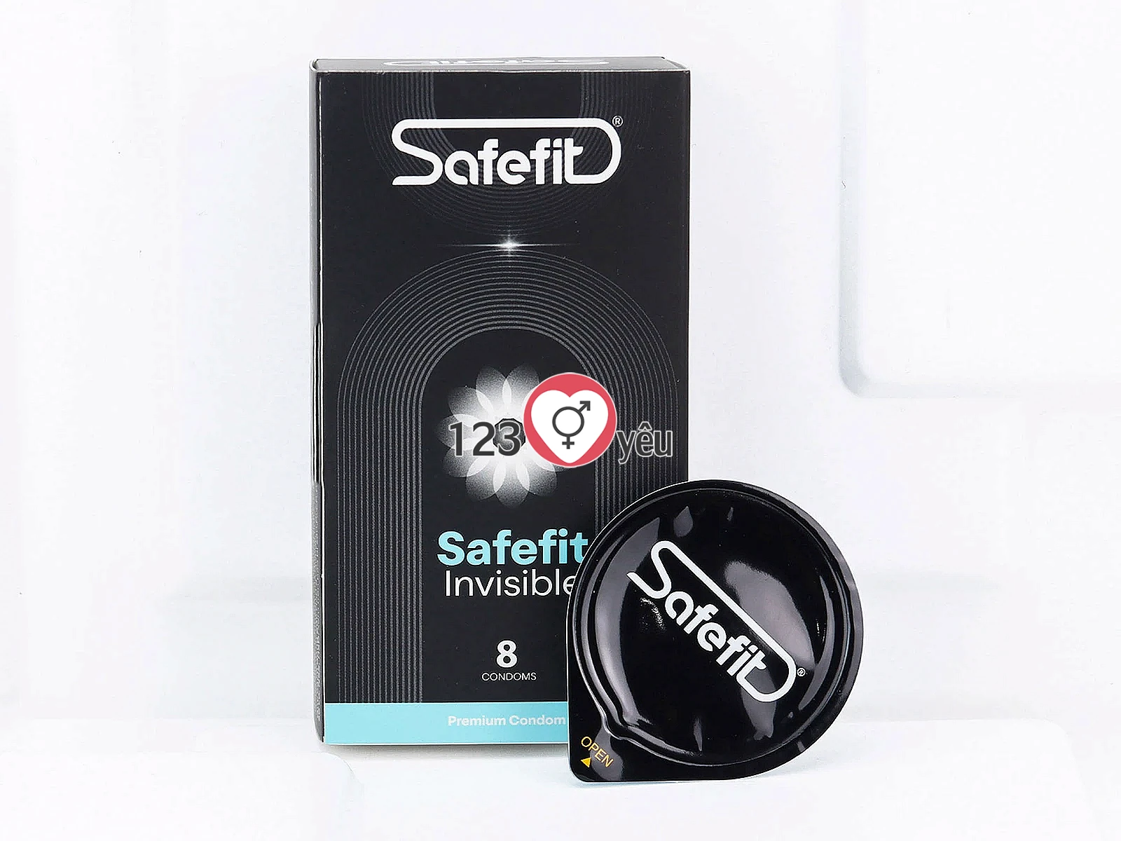 Bao cao su Safefit Invisible mỏng nhẹ, ôm khít và mang lại cảm giác tự nhiên