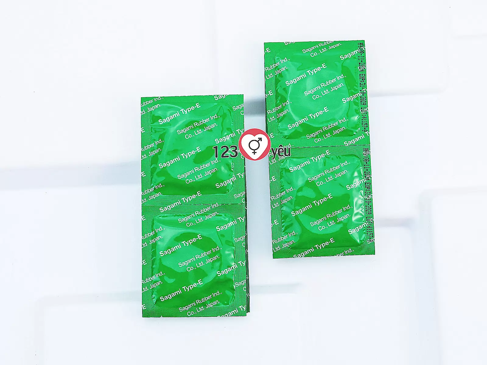 Bao cao su có gai Nhật Bản Sagami Xtreme Green Siêu Mỏng 10 bao