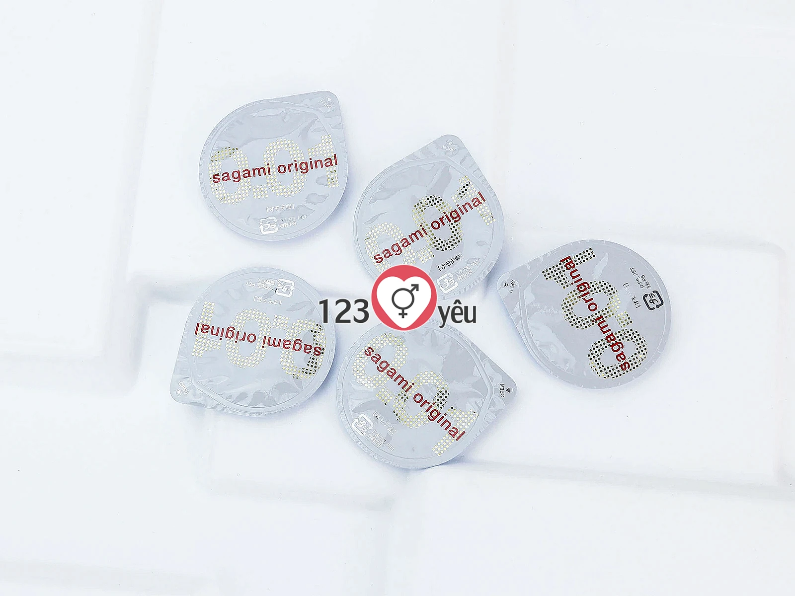 Bao cao su Sagami Original siêu mỏng 0.01 mm, cảm giác chân thật như không đeo