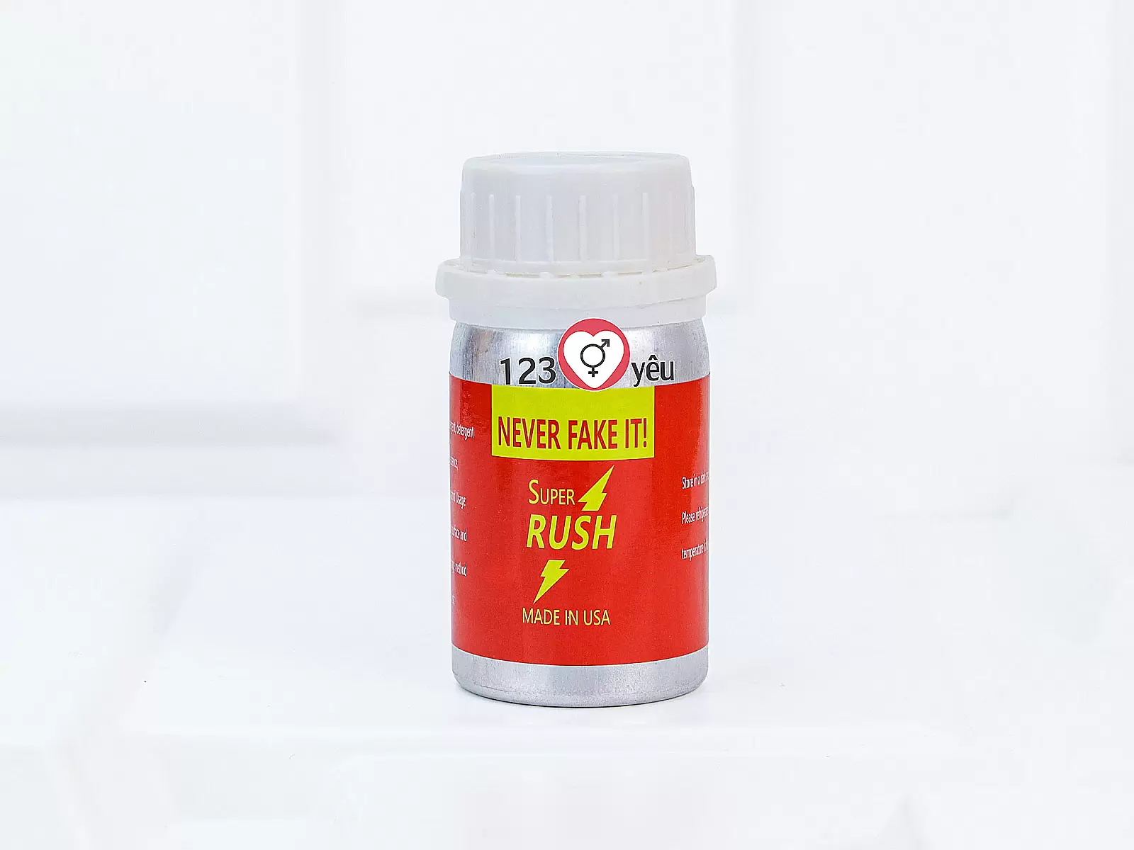 Chai hít khô Super Rush tạo cảm giác hưng phấn nhanh chóng