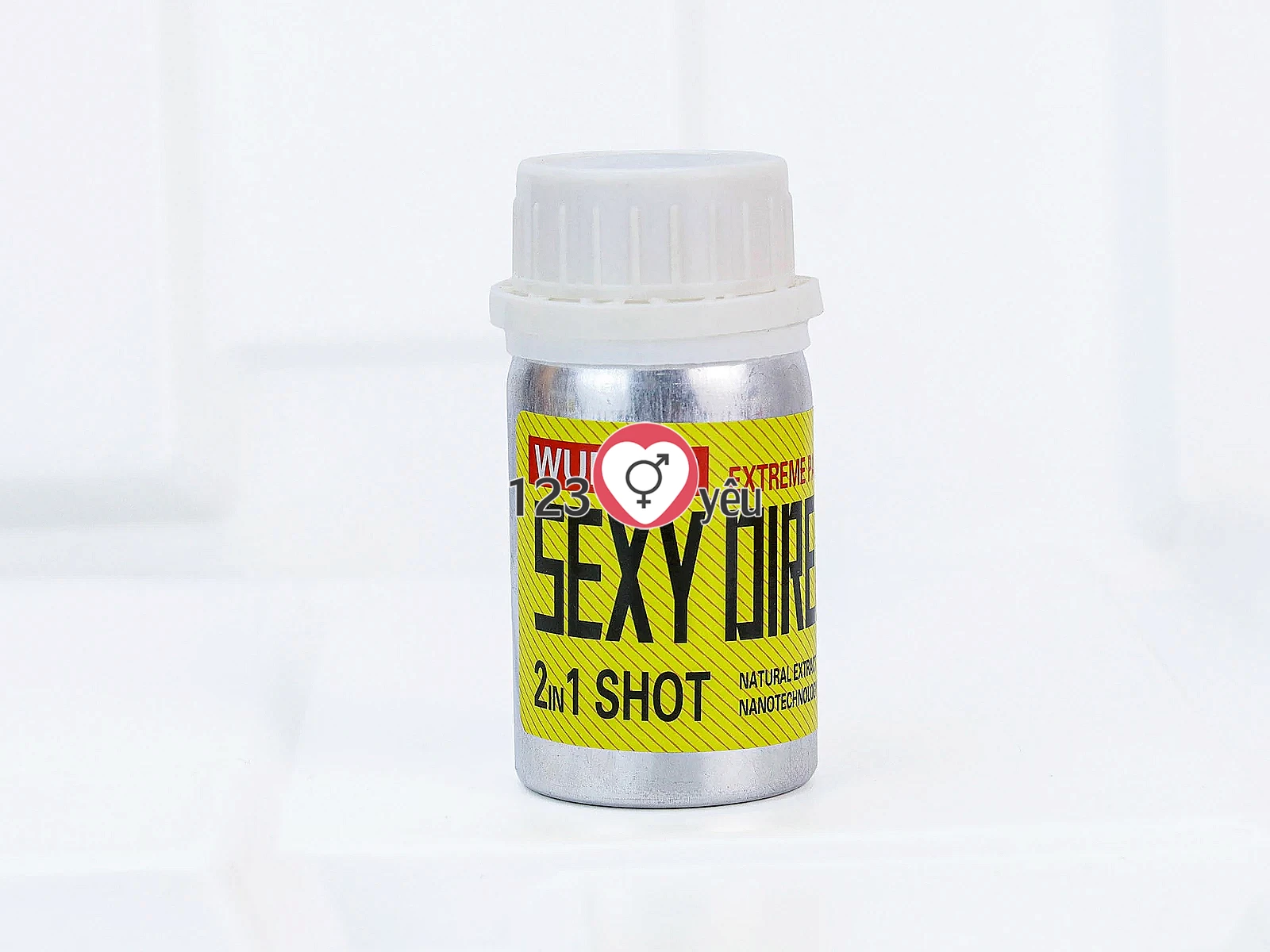 Chai hít khô Sexy Director 2in1 Shot mang lại trạng thái lâng lâng, thoải mái