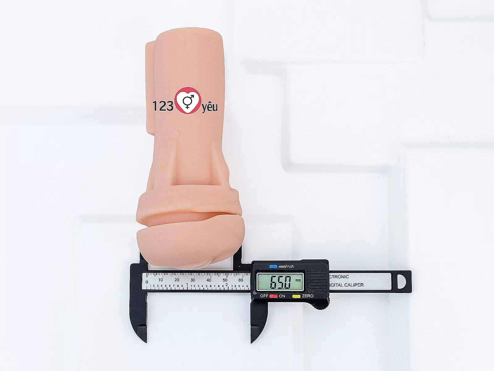 Cốc âm đạo cầm tay DMM nhỏ gọn siêu mềm