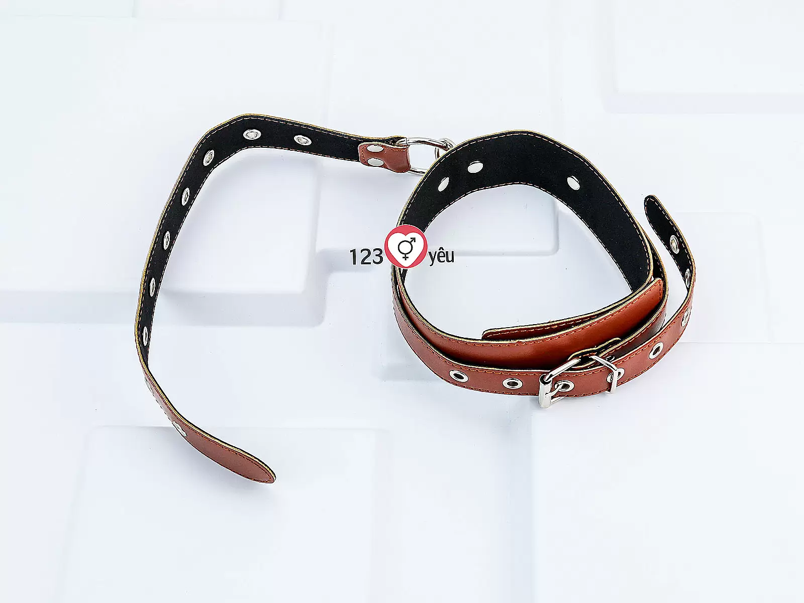 Đồ chơi bạo dâm khóa cổ còng tay da cao cấp