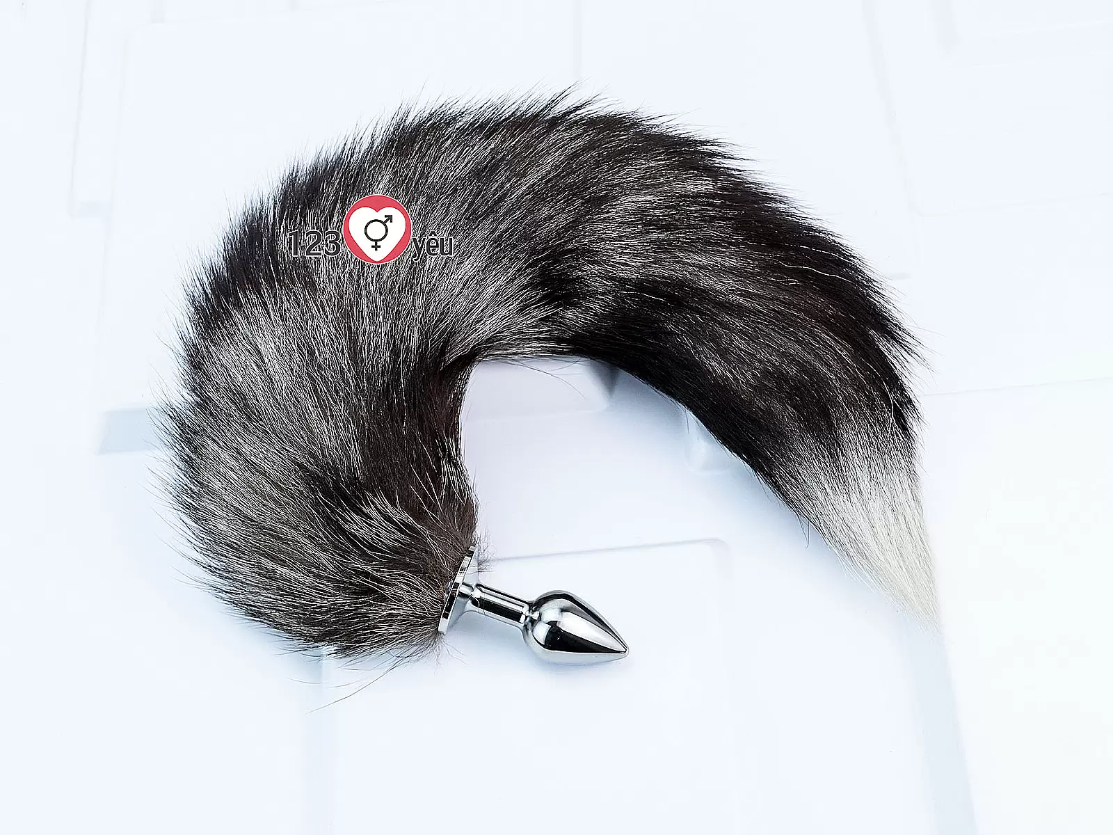 Đồ chơi kích thích hậu môn đuôi sói inox loại đẹp