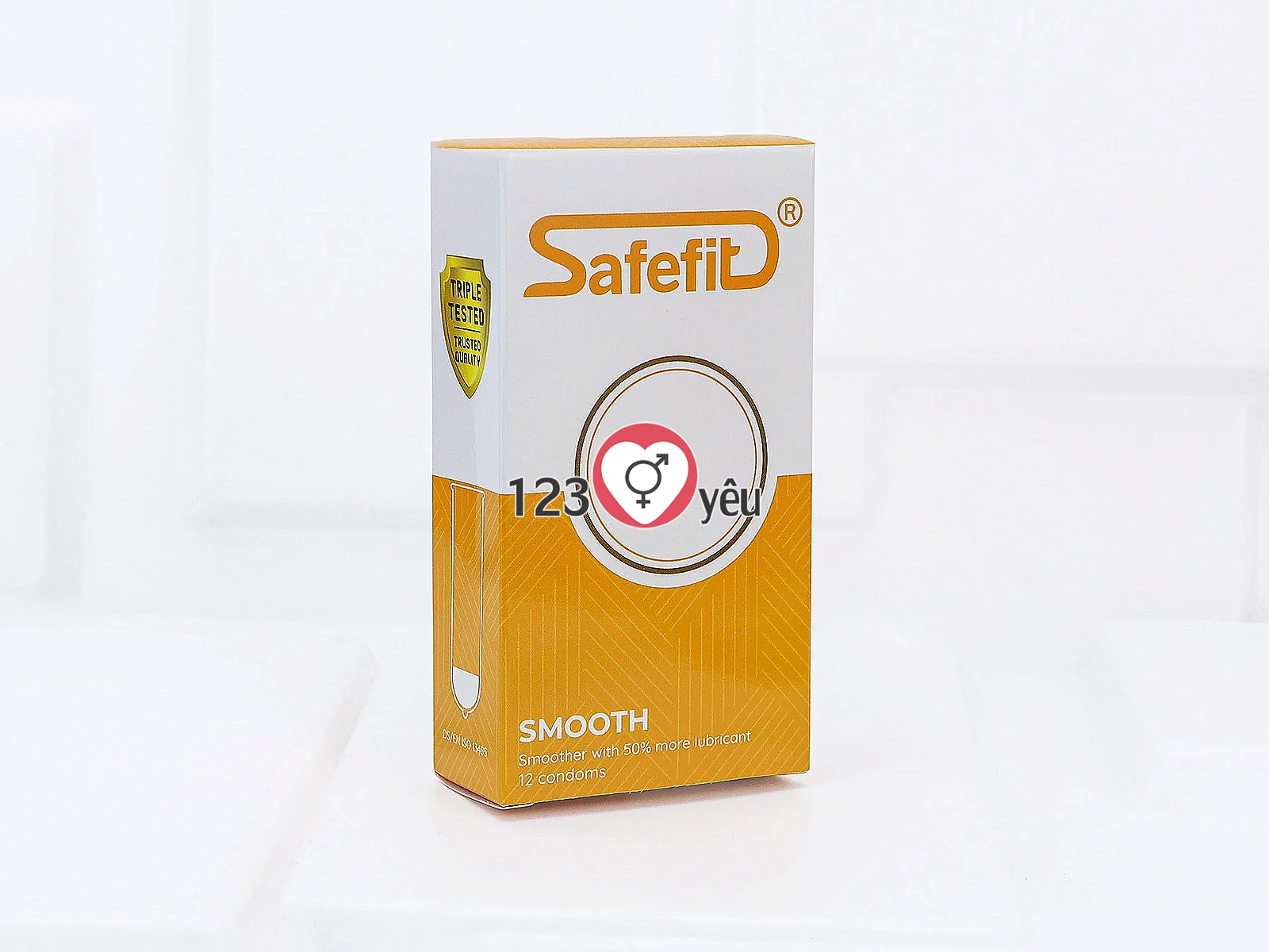 Bao cao su Safefit Smooth bôi trơn nhiều hơn giúp giảm ma sát, mang lại cảm giác êm ái